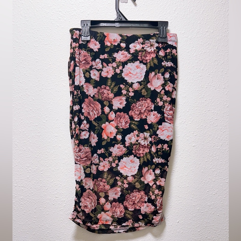 Pink and Black Midi Pencil Skirt Casual